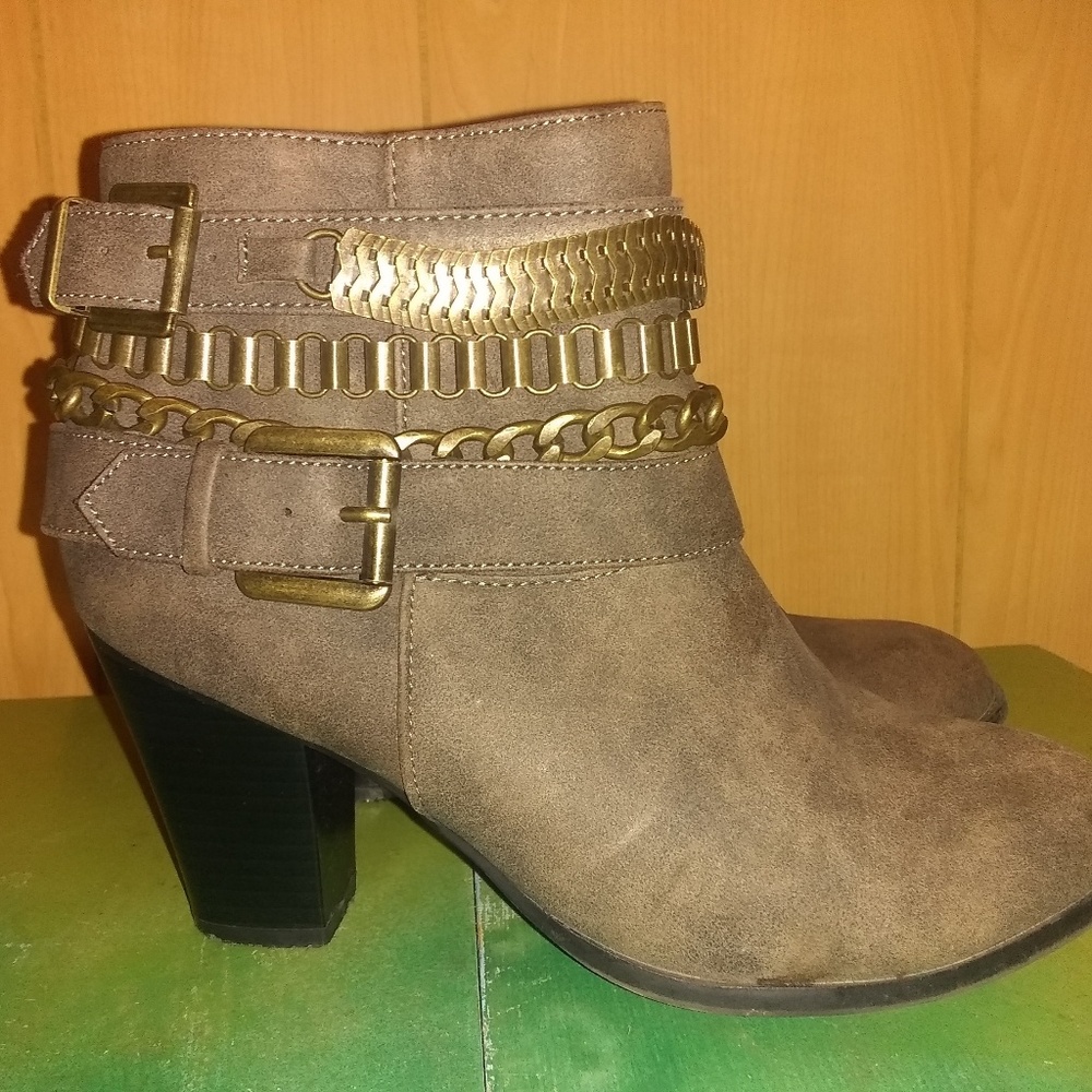 NWOT Ankle Boots